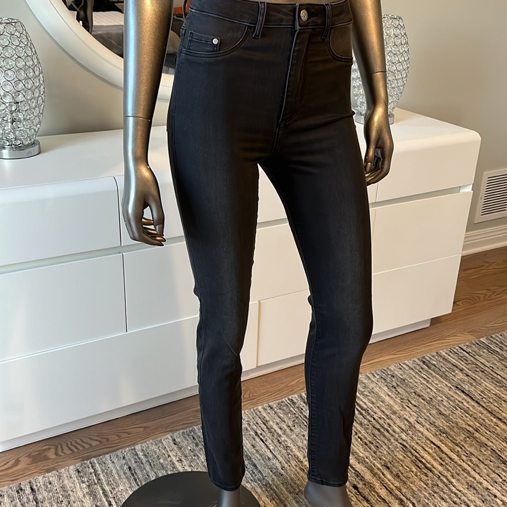 H&M Super Skinny High Waist Jeans Size 28/32